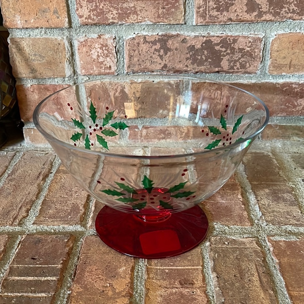Gorham Festive Holly 8" Glass Pedestal Bowl